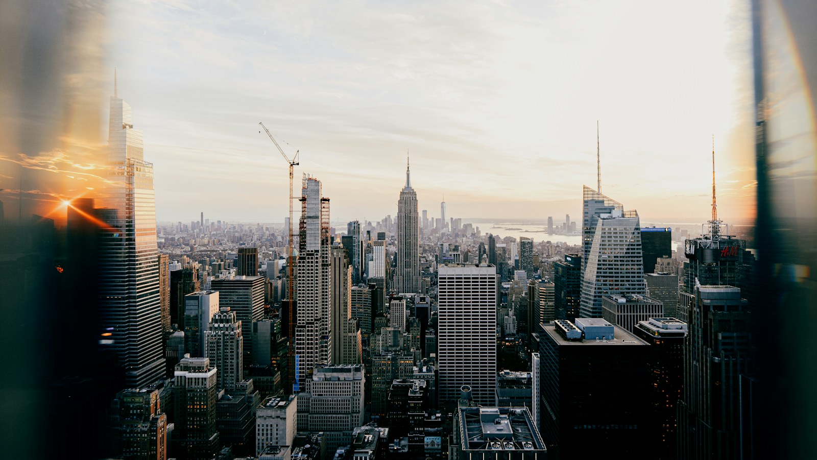 New york city skyline at sunset with empire state building