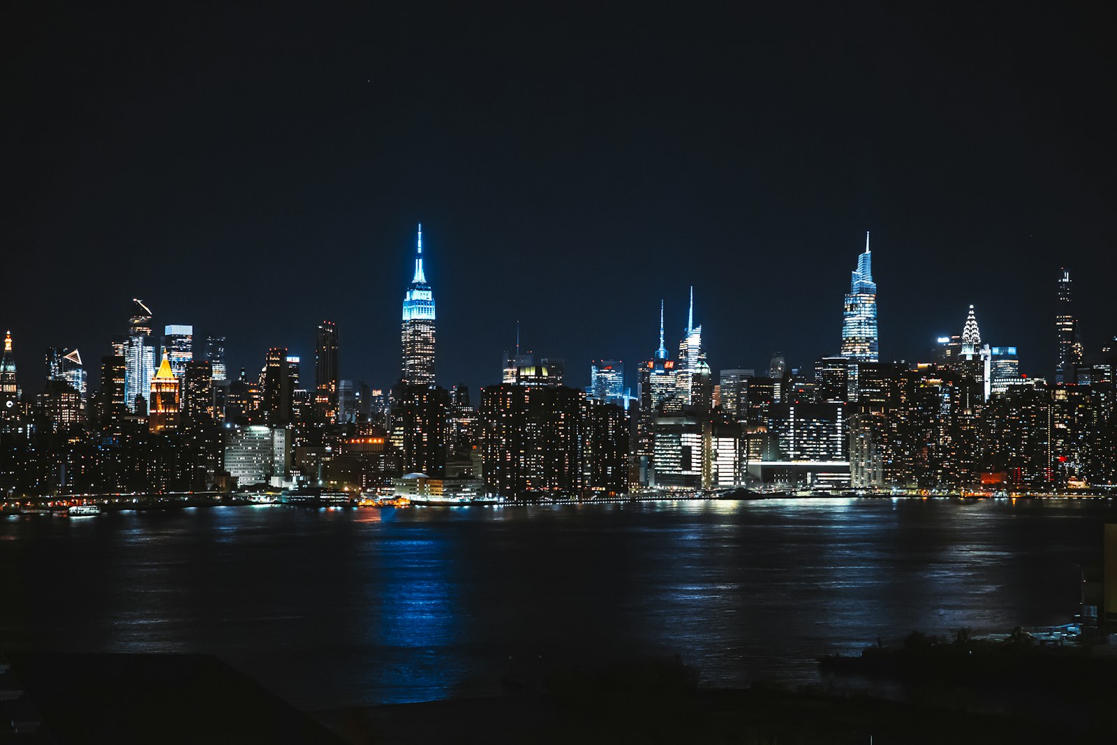 a city skyline at night